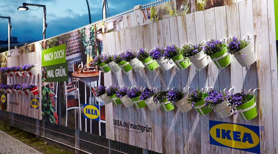 IKEA – „The IKEA Catalog“ in der Wildnis